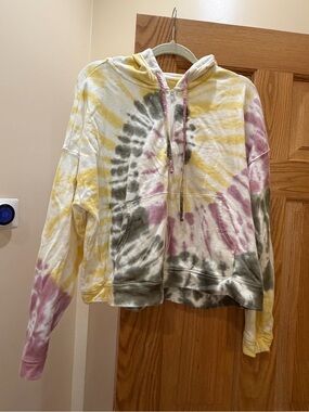 Old Navy Tie-Dye Hooded Sweatshirt in Yellow, Pink, Gray